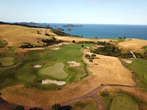 Kauri Cliffs 18th Aerial Reverse